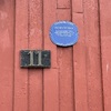 The Polar Museum had a temporary exhibit on “Queering the Arctic”.
Part of that exhibition included a blue plaque commemorating “Homo Cruising” on the harbour front.
Text: “På uforstyrrede steder langs byens kaiomràde har menn hatt sex med menn i uminnelige tider”
English translation: “In undisturbed places along the city’s quayside, men have had sex with men since time immemorial”
